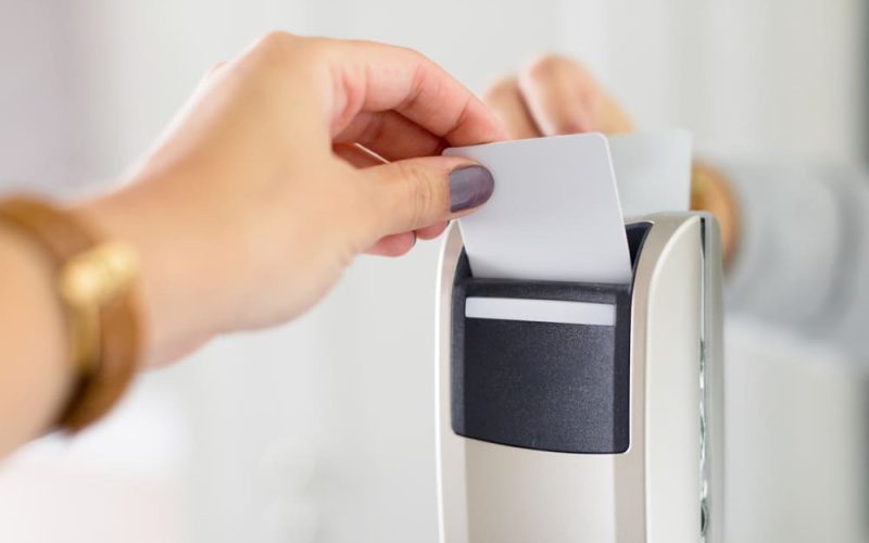 Impresoras de tarjetas PVC: tecnología esencial para identificación empresarial en Nicaragua